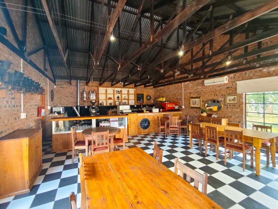 6 Bedroom Property for Sale in Quaggafontein Free State